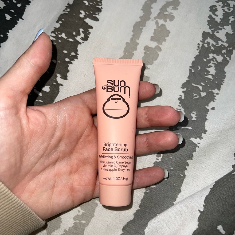 Brightening Face Scrub